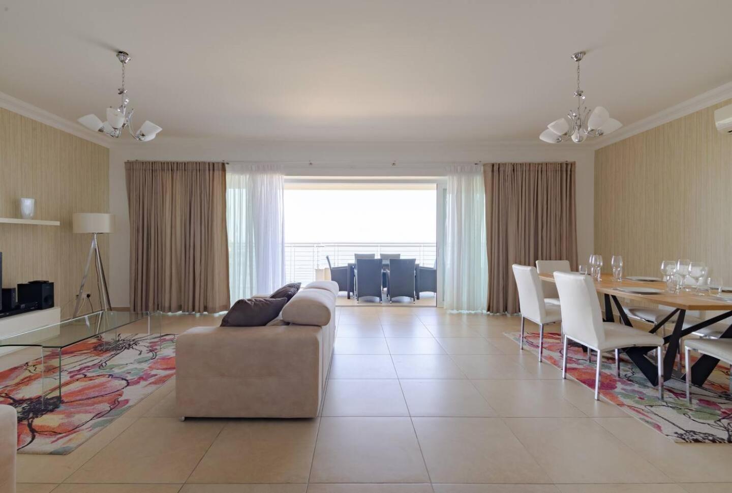 Fort Cambridge Apartments By Homely Sliema Extérieur photo