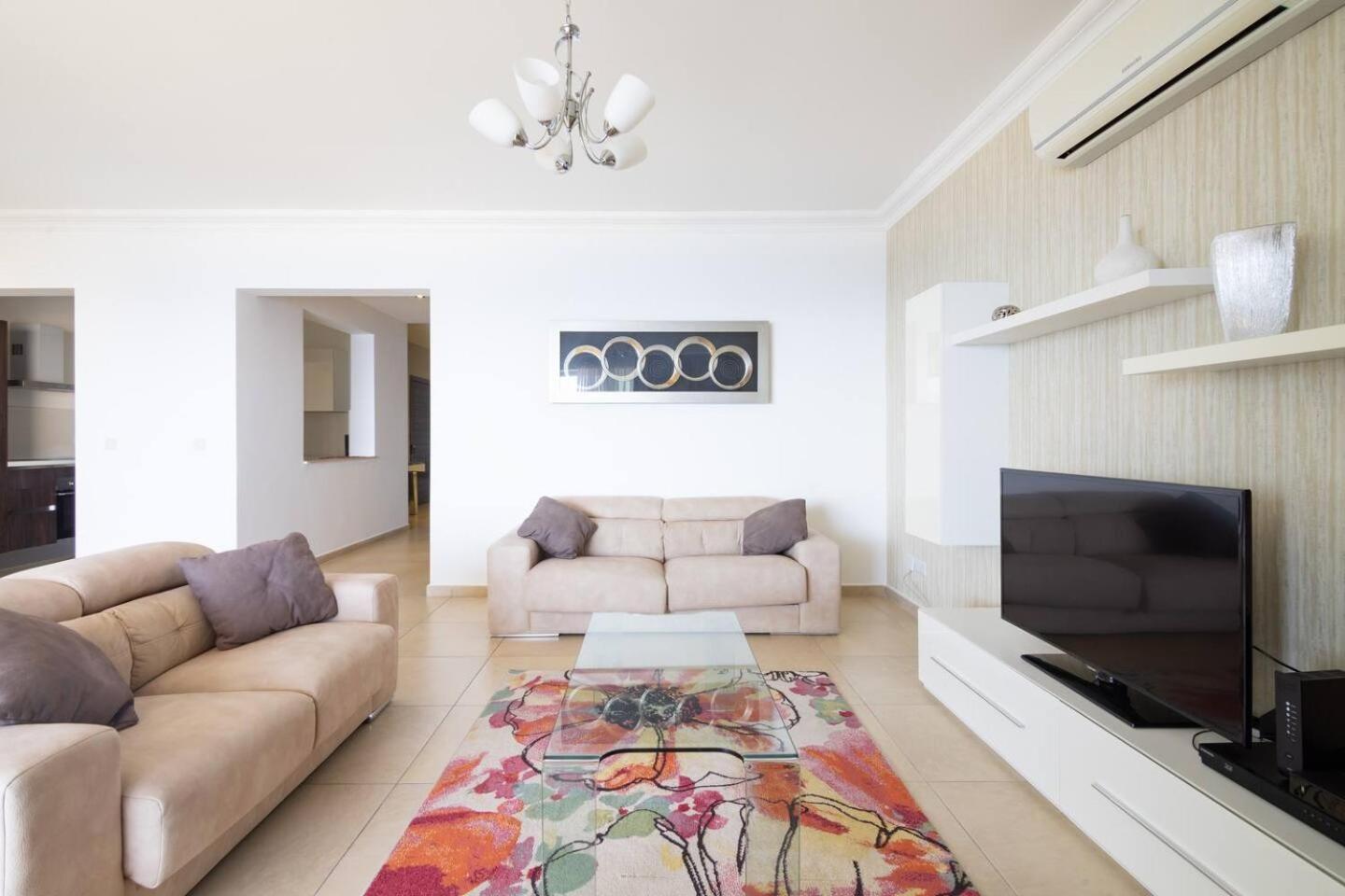 Fort Cambridge Apartments By Homely Sliema Extérieur photo