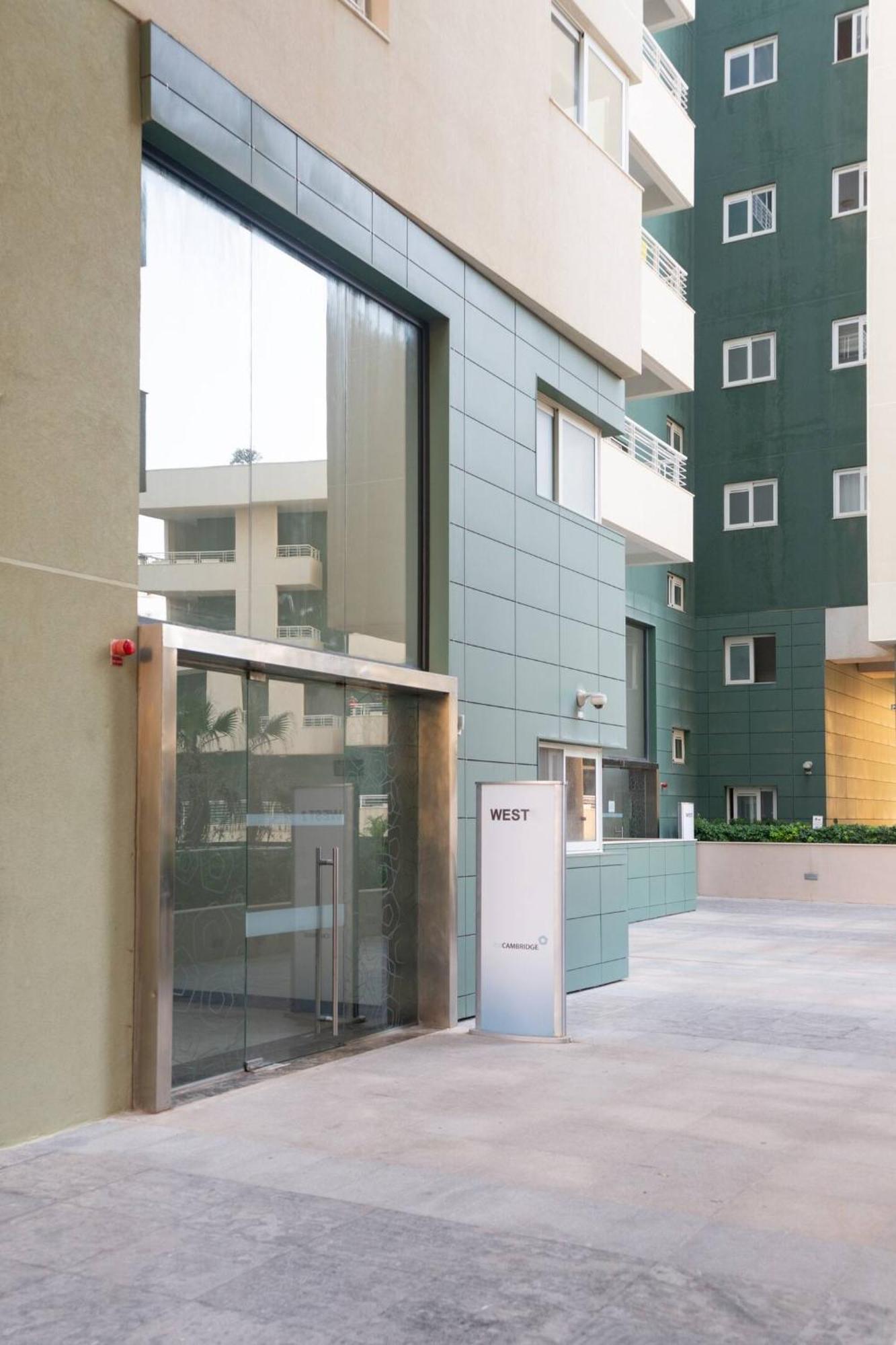 Fort Cambridge Apartments By Homely Sliema Extérieur photo
