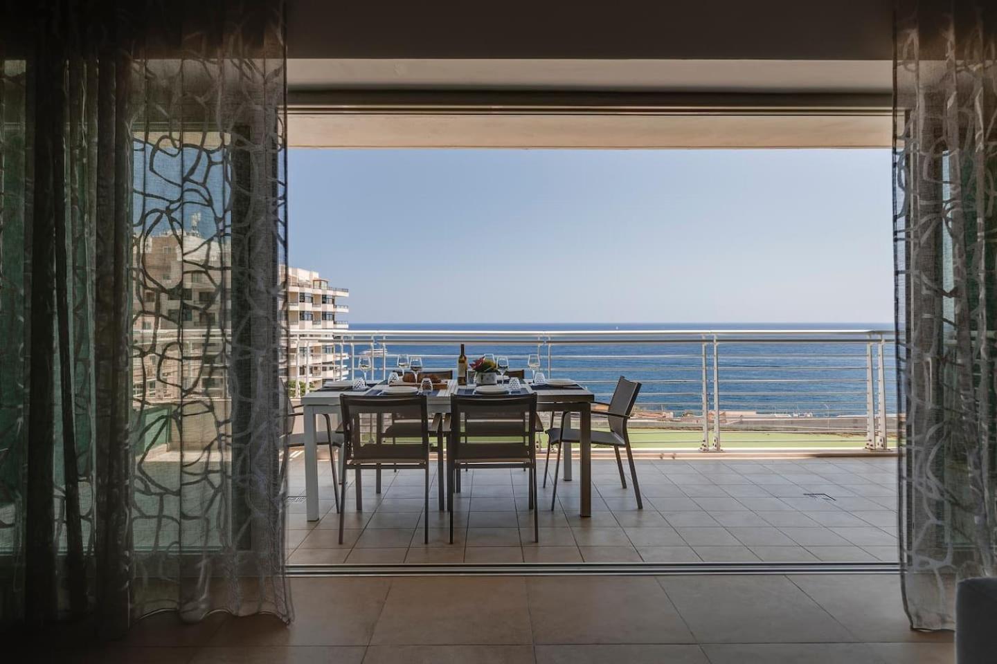 Fort Cambridge Apartments By Homely Sliema Extérieur photo