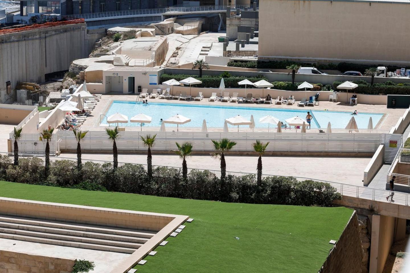 Fort Cambridge Apartments By Homely Sliema Extérieur photo
