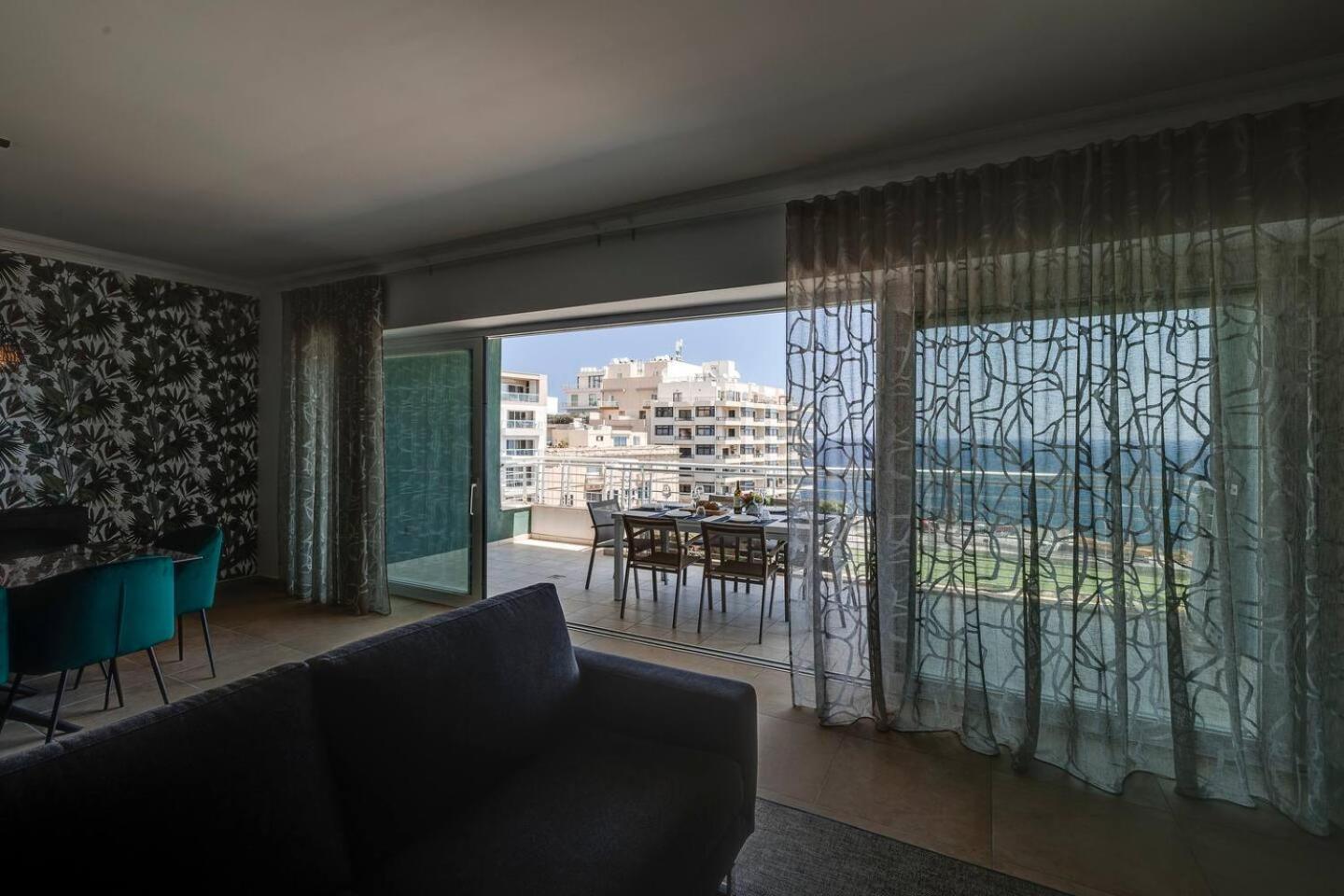 Fort Cambridge Apartments By Homely Sliema Extérieur photo