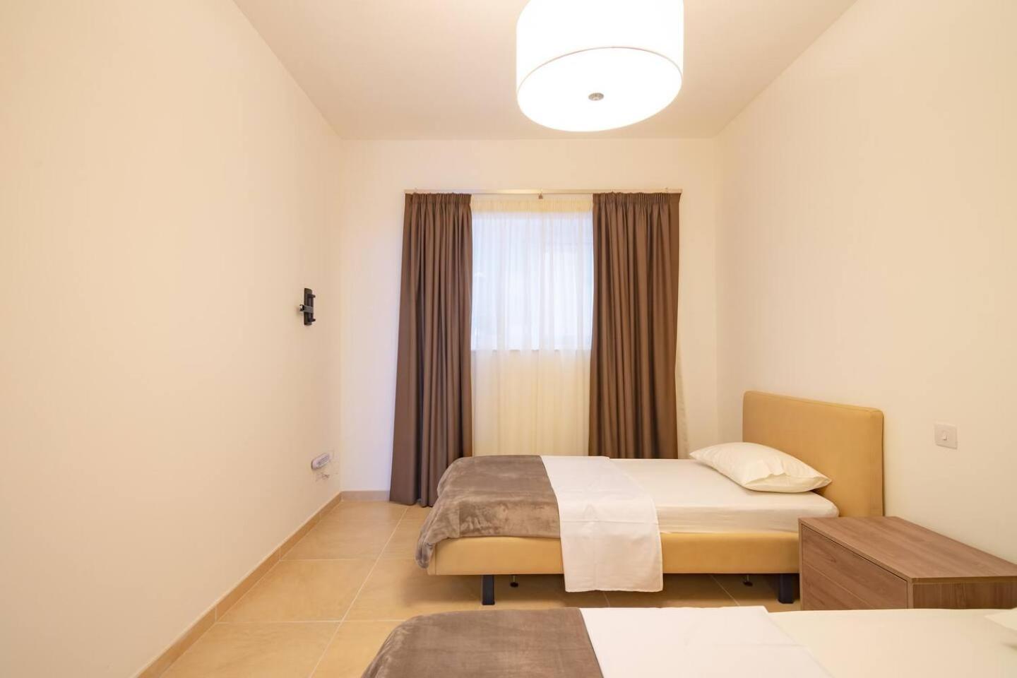 Fort Cambridge Apartments By Homely Sliema Extérieur photo