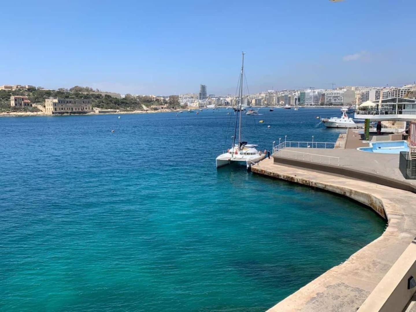 Fort Cambridge Apartments By Homely Sliema Extérieur photo