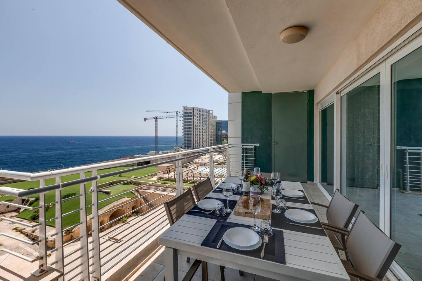 Fort Cambridge Apartments By Homely Sliema Extérieur photo
