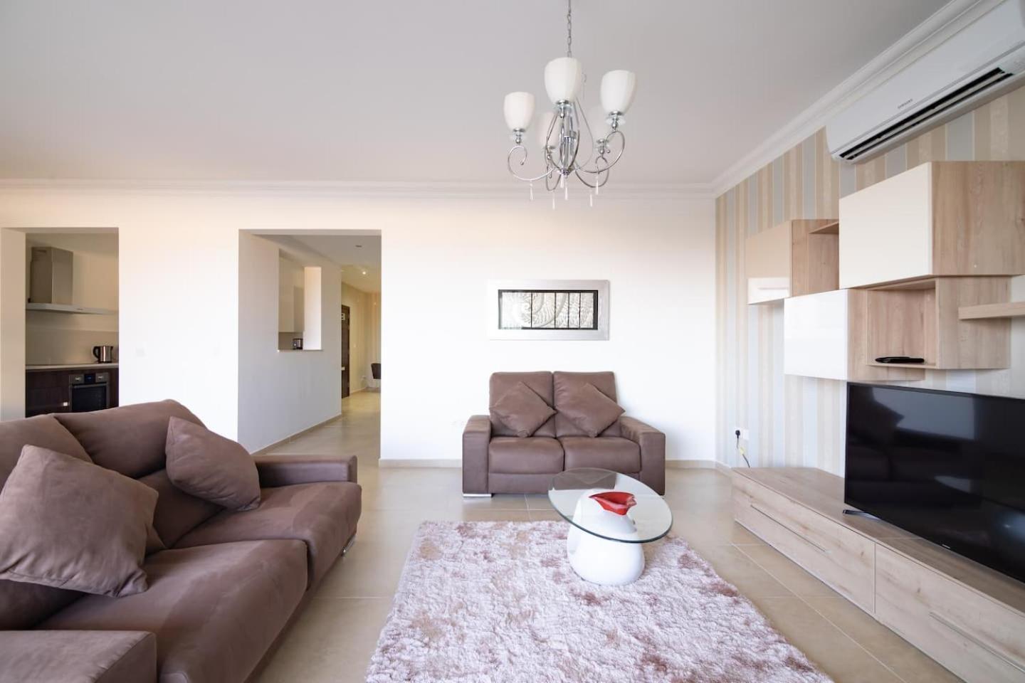 Fort Cambridge Apartments By Homely Sliema Extérieur photo